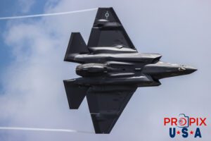 F-35 Fighter making a high speed banking turn at the 2025 Sun N Fun airshow in Lakeland Florida. Aircraft code: F35 Airport code(s): KLAL, LAL