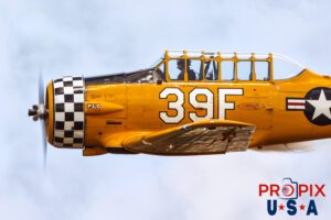 I'm just sitting here in my office... what's going on with you..? N3639F 1945 North American T-6 Texan performing at the 2025 Sun N Fun airshow in Lakeland Florida with Jeff Shetterly piloting this WWII era aircraft. Aircraft code: T6 Airport code(s): KLAL, LAL