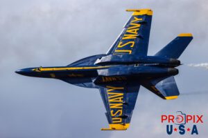 He's always rolling around..! Blue Angels #5 Commander Thomas Zimmerman (Lead Solo) performing an "Opposing Horizontal Roll" at the 2025 Sun N Fun airshow in Lakeland Florida. Aircraft code: F18 Airport code(s): KLAL, LAL