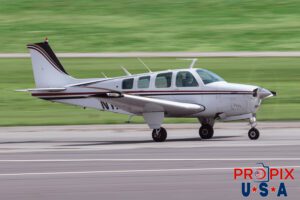 N17628 1977 Beechcraft Bonanza 36 BE36 PDK (KPDK) Peachtree Dekalb airport Atlanta Georgia 3-13-2025