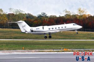 N44CE 1989 Gulfstream GIV GLF4 Global Air Charters PDK (KPDK) Peachtree Dekalb airport Atlanta Georgia 11-27-2024