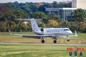 NOTICE THE REVERSERS ARE IN THE PROCESS OF DEPLOYING BEFORE TOUCHDOWN..! N44CE 1989 Gulfstream GIV GLF4 Global Air Charters PDK (KPDK) Peachtree Dekalb airport Atlanta Georgia 11-27-2024