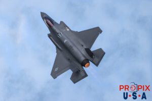 Stealthy by radar, but it'll surely ring your ears..! F-35 demonstrator was performing an afterburner climb and turn at the 2025 Sun N Fun airshow in Lakeland Florida. Aircraft code: F35 Airport Code(s): KLAL, LAL