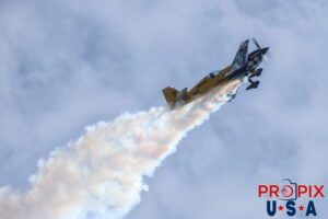 N821MG 2009 Extra EA-300 being flown by Mike Goulian at the 2025 Augusta Georgia Airshow. Aircraft Code: E300 Airport Code(s): KAGS, AGS
