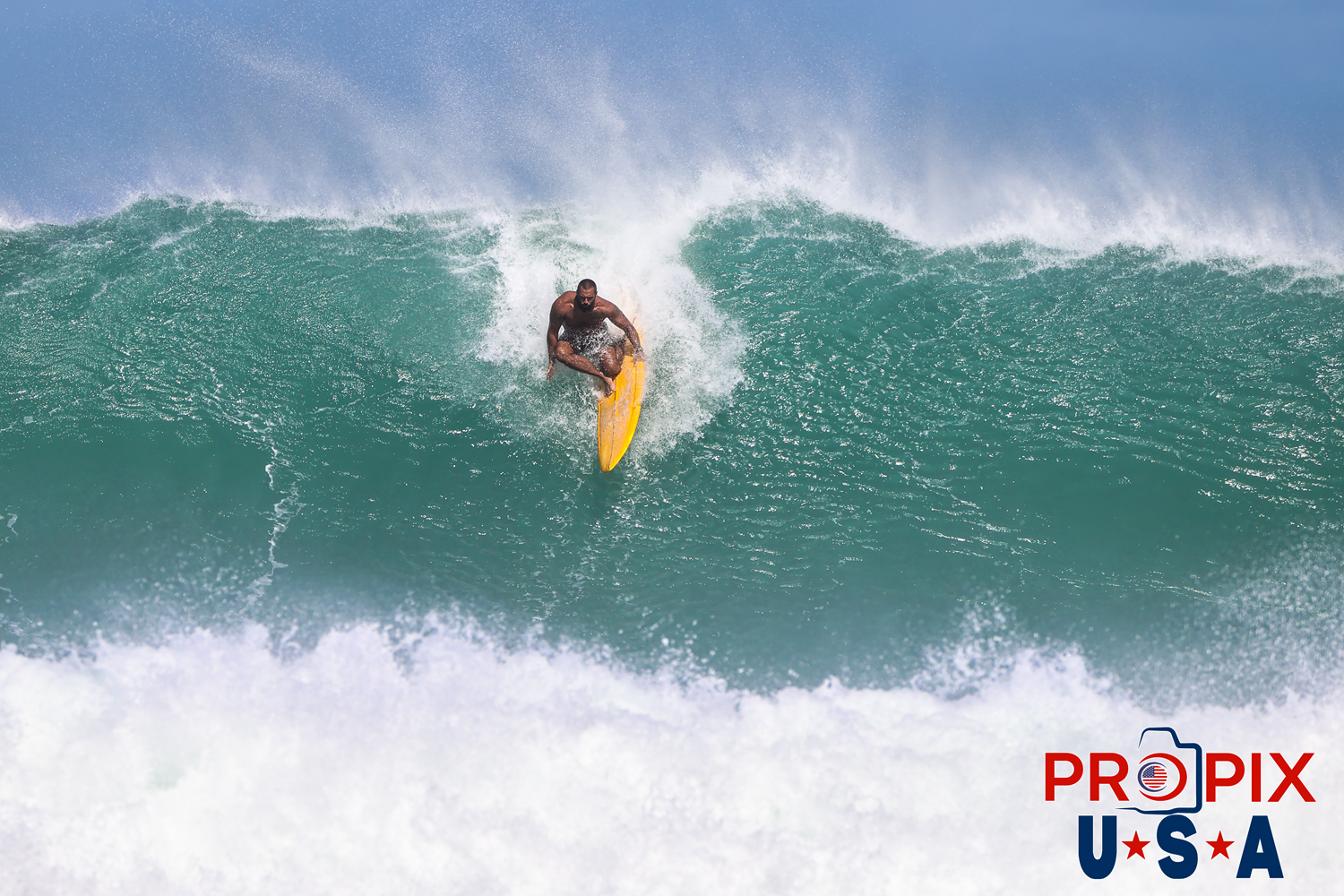 Nice wave... But.. not gonna make it...! Surfing on Oahu Hawaii's North Shore.