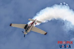 N14JP 1986 Beechcraft Bonanza performing at the 2017 Sun N Fun airshow in Lakeland Florida. Aircraft code BE33.