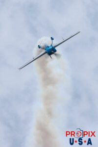 N821MG 2009 Extra EA-300 piloted by Mike Gulian at the 2025 Brunswick Georgia airshow. Aircraft code: E300 Airport code(s): BQK, KBQK Photo date: 5-17-2025