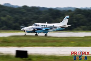 N808SW 1978 Beechcraft King Air 90 BE9L PDK (KPDK) Peachtree Dekalb airport Atlanta Georgia Photo Date: 8-18-2025