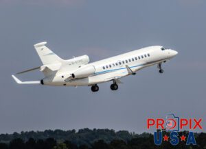 G-STMT 2011 Dassault Falcon 7X FA7X Country of registration: United Kingdon PDK (KPDK) Peachtree Dekalb airport Atlanta Georgia Photo date: 5-25-2016