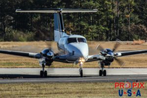 N123CH 1980 Beechcraft King Air F90 BE9T PDK (KPDK) Peachtree Dekalb airport Atlanta Georgia Photo date: 12-2-2018