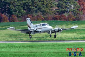 N5265J 1976 Cessna 414 C414 PDK (KPDK) Peachtree Dekalb airport Atlanta Georgia Photo date: 12-24-2021
