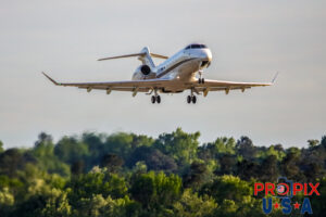 N726QS 2016 Bombardier Challenger 300 CL30 NetJets AGS (KAGS) Augusta Georgia regional airport Photo date: 4-10-2023