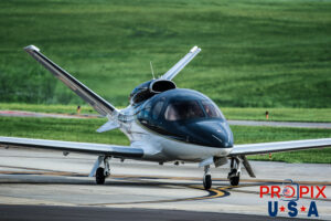 N621LC 2020 Cirrus Vision SF-50 SF50 PDK (KPDK) Peachtree Dekalb airport Atlanta Georgia Photo date: 12-22-2023