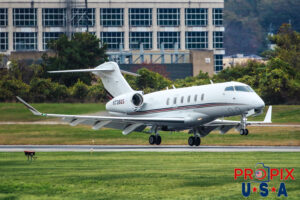 N738QS 2017 Bombardier Challenger 350 CL35 PDK (KPDK) Peachtree Dekalb airport Atlanta Georgia Photo date: 11-26-2023 NetJets
