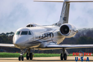 N403JS 2000 Gulfstream GIV GLF4 PDK (KPDK) Peachtree Dekalb airport Atlanta Georgia Photo date: 12-24-2023