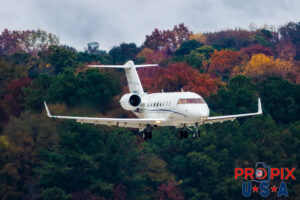 N650LC 2017 Challenger 600 CL60 PDK (KPDK) Peachtree Dekalb airport Atlanta Georgia Photo date: 11-26-2023