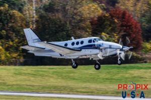 N78QR 2004 Beechcraft King Air 90 BE9L PDK (KPDK) Peachtree Dekalb airport Atlanta Georgia Photo date: 11-9-2023