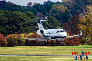 N604FS 2000 Bombardier Challenger 600 CL60 PDK (KPDK) Peachtree Dekalb airport Atlanta Georgia Photo date: 11-9-2023