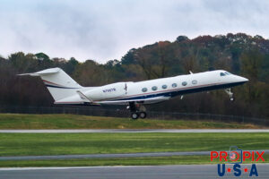 N706TR 2012 Gulfstream G450 G450 PDK (KPDK) Peachtree Dekalb airport Atlanta Georgia Photo date: 11-26-2023