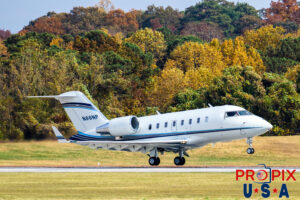 N86NP 2011 Bombardier Challenger 600 CL60 PDK (KPDK) Peachtree Dekalb airport Atlanta Georgia Photo date: 11-9-2023