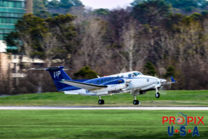 N871UP 2016 Beechcraft Super King Air 300 BE30 Wheels Up PDK (KPDK) Peachtree Dekalb airport Atlanta Georgia Photo date: 12-24-2023