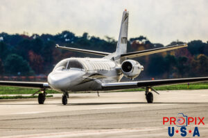 N777WY 1999 Cessna V 560 C560 PDK (KPDK) Peachtree Dekalb airport Atlanta Georgia Photo date: 12-1-2024