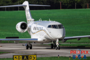 N74ZC 2004 Bombardier Challenger 300 CL30 PDK (KPDK) Peachtree Dekalb airport Atlanta Georgia Photo date: 5-19-2024
