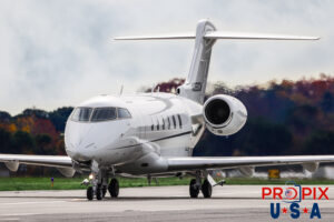 N860CM 2023 Bombardier Challenger 350 CL35 PDK (KPDK) Peachtree Dekalb airport Atlanta Georgia Photo date: 12-1-2024