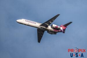 N494HA 2004 Boeing 717 B717 Hawaiian Airlines HNL (PHNL) Honolulu Hawaii International Airport Photo date: 6-23-2025