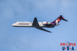 N494HA 2004 Boeing 717 B717 Hawaiian Airlines HNL (PHNL) Honolulu Hawaii International Airport Photo date: 6-23-2025