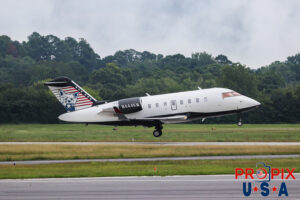 N444KM 2017 Bombardier Challenger 600 CL60 PDK (KPDK) Peachtree Dekalb airport Atlanta Georgia Photo date: 7-28-2024