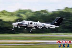 N140KA 2012 Beechcraft Super King Air 200 BE20 PDK (KPDK) Peachtree Dekalb airport Atlanta Georgia Photo date: 7-26-2024