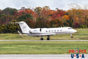 N44CE 1989 Gulfstream GIV GLF4 Global Air Charters PDK (KPDK) Peachtree Dekalb airport Atlanta Georgia Photo date: 11-27-2024