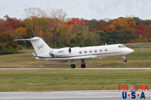 N44CE 1989 Gulfstream GIV GLF4 Global Air Charters PDK (KPDK) Peachtree Dekalb airport Atlanta Georgia Photo date: 11-27-2024
