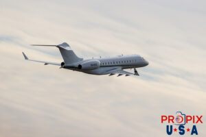 N44GX 2004 Bombardier Global Express GLEX PDK (KPDK) Peachtree Dekalb airport Atlanta Georgia Photo date: 12-1-2024