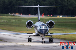 N330RW 2000 Gulfstream GIV GLF4 PDK (KPDK) Peachtree Dekalb airport Atlanta Georgia Photo date: 7-26-2024