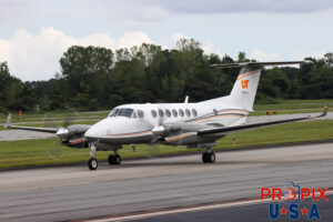 N794UT 2008 Beechcraft Super King Air 300 BE30 PDK (KPDK) Peachtree Dekalb airport Atlanta Georgia Photo date: 7-20-2024
