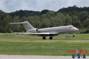 N500VJ 2013 Bombardier Global Express 5000 GLEX Vista Jet PDK (KPDK) Peachtree Dekalb airport Atlanta Georgia Photo date: 8-1-2024