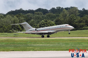 N500VJ 2013 Bombardier Global Express 5000 GLEX Vista Jet PDK (KPDK) Peachtree Dekalb airport Atlanta Georgia Photo date: 8-1-2024