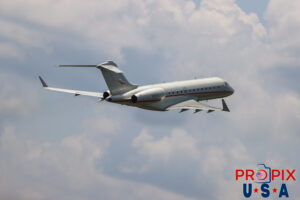 N500VJ 2013 Bombardier Global Express 5000 GLEX Vista Jet PDK (KPDK) Peachtree Dekalb airport Atlanta Georgia Photo date: 8-1-2024