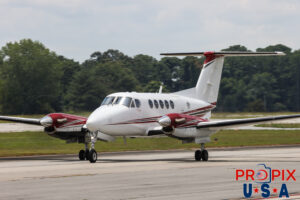 N875J 2012 Beechcraft Super King Air 200 BE20 PDK (KPDK) Peachtree Dekalb airport Atlanta Georgia Photo date: 7-7-2024