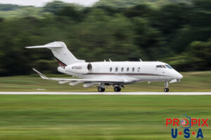 N702QS 2019 Bombardier Challenger 300 CL30 NetJets PDK (KPDK) Peachtree Dekalb airport Atlanta Georgia Photo date: 7-7-2024