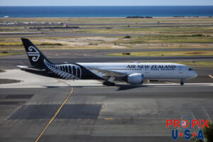 ZK-NZD 2013 Boeing 787 Dreamliner Air New Zealand HNL (PHNL) Honolulu Hawaii International Airport Photo date: 10-20-2024