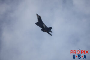 F-22 Raptor HNL (PHNL) Honolulu Hawaii International Airport Photo date: 6-26-2025