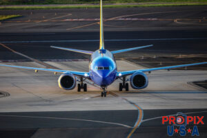 N8722L 2018 Boeing 737-8 B737 Southwest Airlines HNL (PHNL) Honolulu Hawaii International Airport Photo date: 10-20-2024