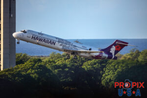 N486HA 2001 Boeing 717 B717 Hawaiian Airlines HNL (PHNL) Honolulu Hawaii International Airport Photo date: 10-20-2024