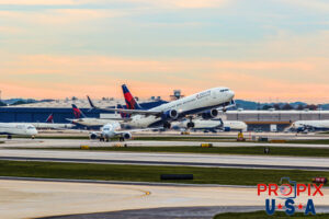 N845DN a 2015 Boeing 737-ER Delta Airlines departing Atlanta Hartsfield International. Aircraft code: B737 Airport code(s): ATL, KATL Photo date: 12-3-2016