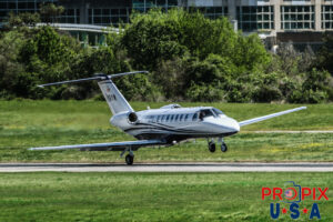 N16YW 2022 Cessna CJ3 525B C25B PDK (KPDK) Peachtree Dekalb airport Atlanta Georgia Photo date: 4-4-2024 On this day winds were gusting up to 40 knots. Just as this Citation was about to touchdown, a strong gust of wind gave the aircraft a toss.