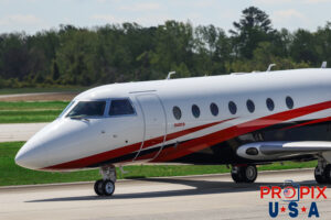 N723RH 2002 Gulfstream G200 G200 PDK (KPDK) Peachtree Dekalb airport Atlanta Georgia Photo date: 4-4-2024 On this day winds were gusting up to 40 knots.