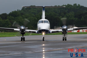 N327R 1999 Beechcraft Super King Air 350 B350 PDK (KPDK) Peachtree Dekalb airport Atlanta Georgia Photo date: 5-9-2024